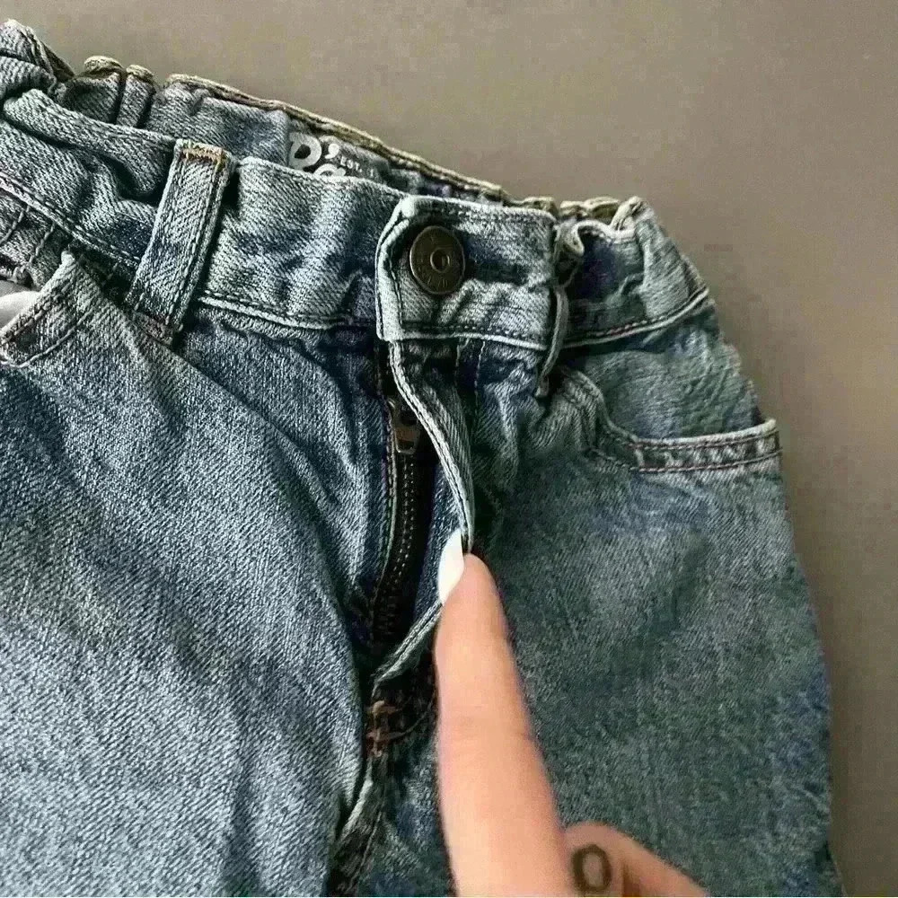 Oshkosh B'GOSH Jeans 👖 Size 4 kids - Picture 7 of 7